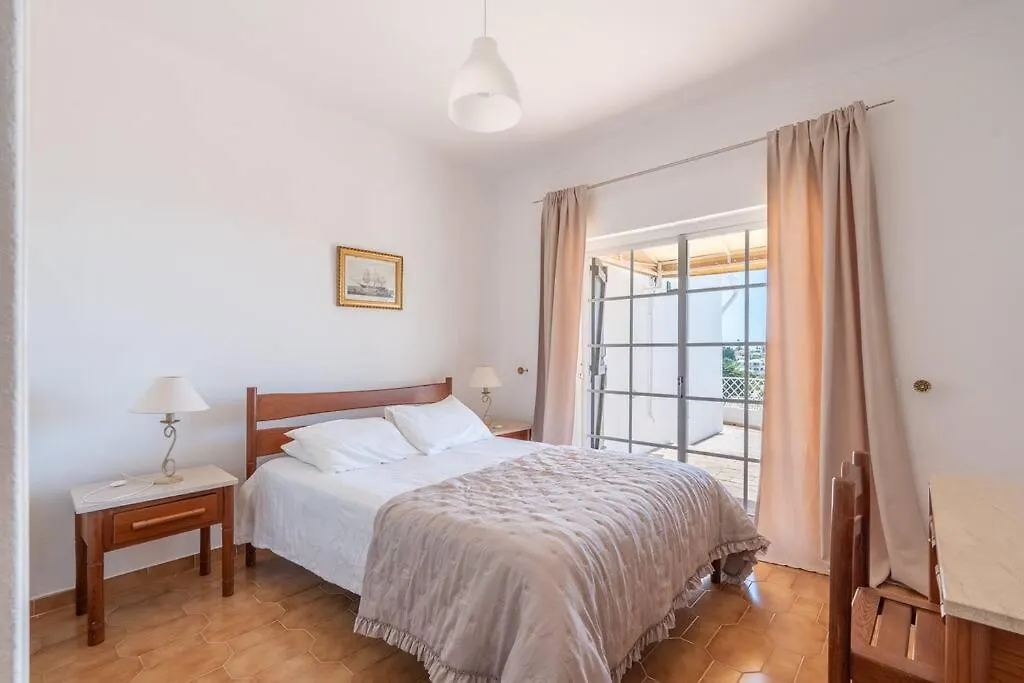 Entire Villa In Praia Da Luz Montinhos da Luz 0*,  Portugalsko