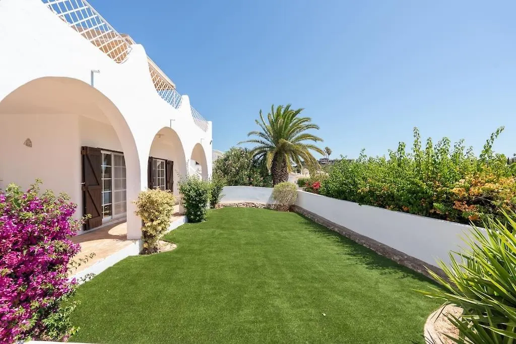 Entire Villa In Praia Da Luz Montinhos da Luz