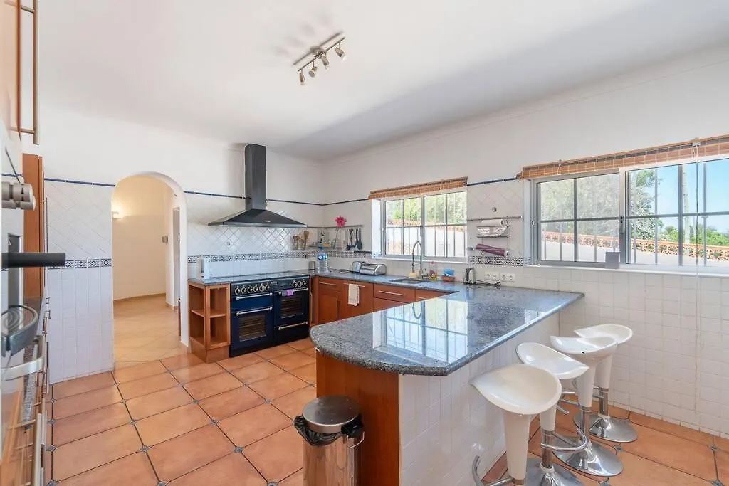 Entire Villa In Praia Da Luz Montinhos da Luz